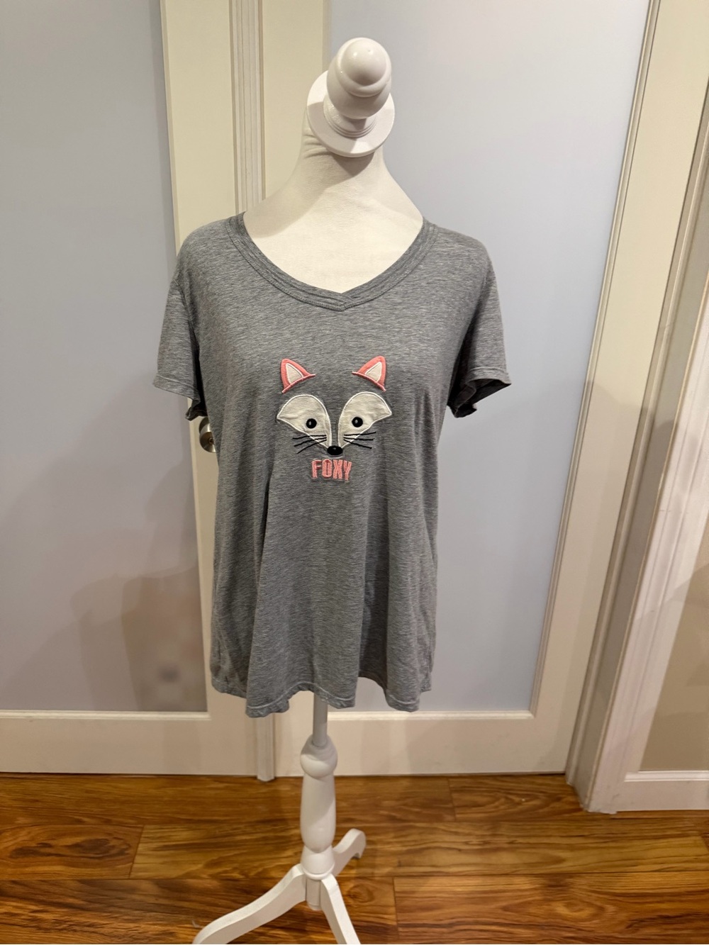 Secret Treasures Heather Gray Sleepwear Top